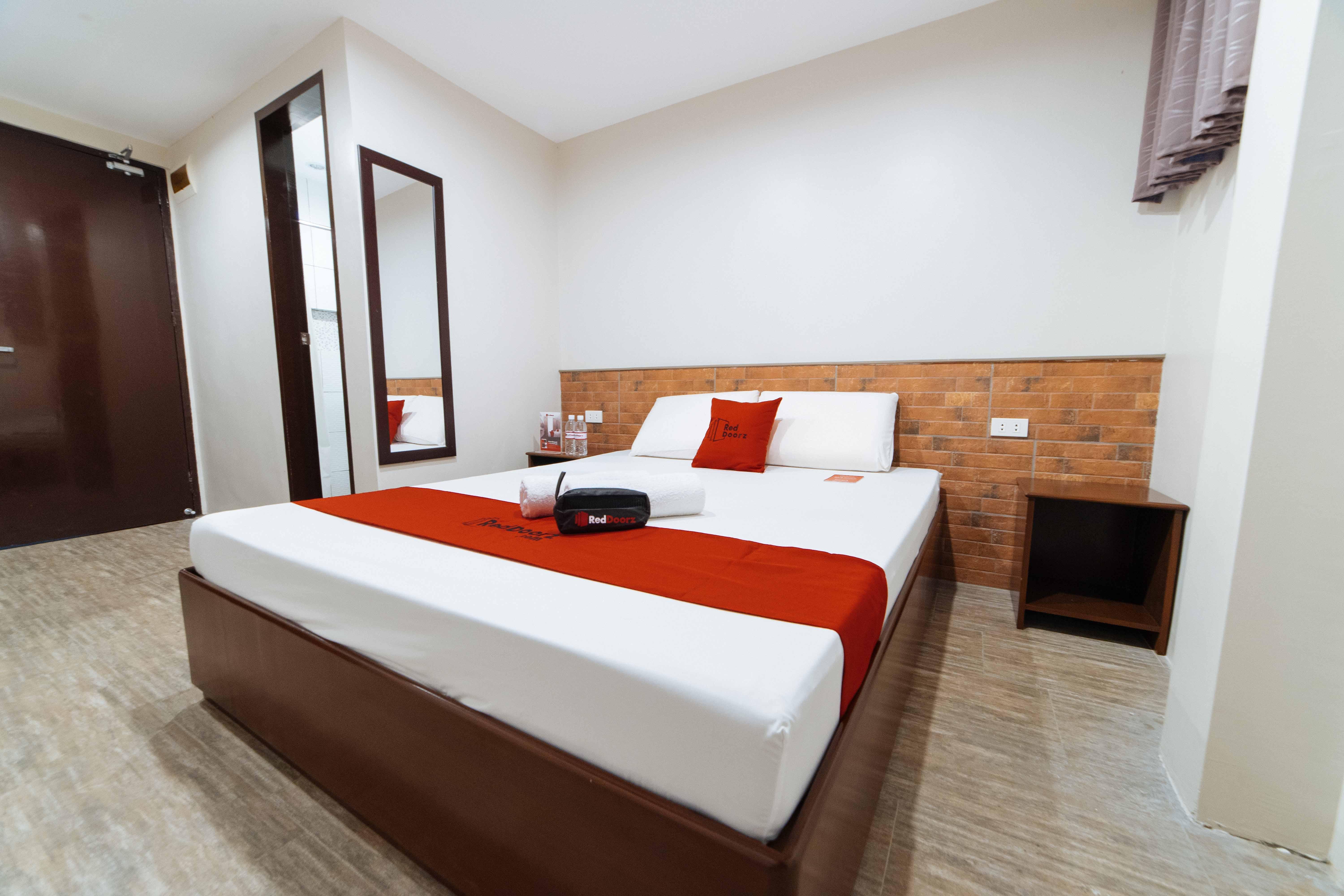 Reddoorz At Traveler'S Inn Bajada Davao City Εξωτερικό φωτογραφία
